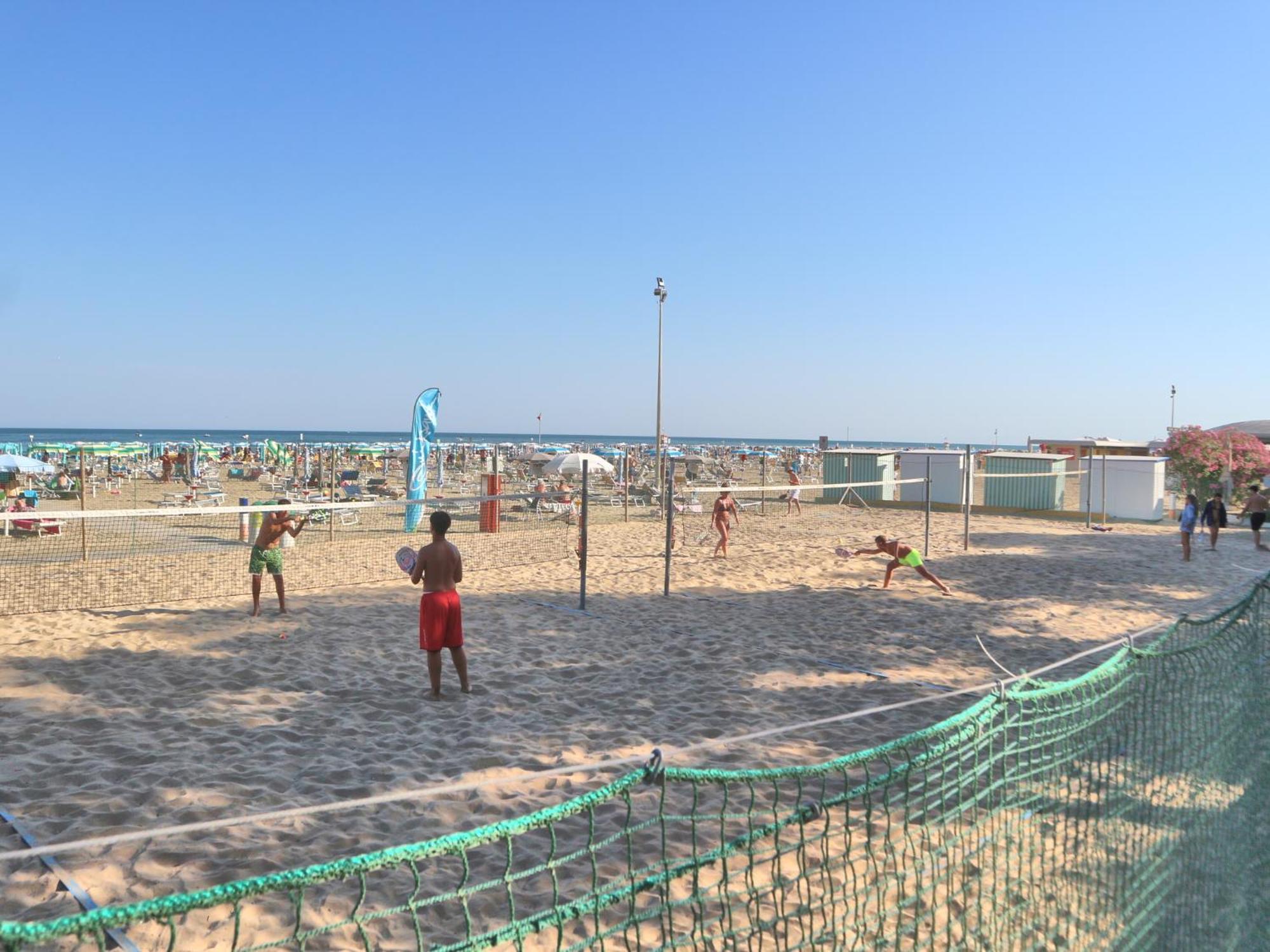 Letizia Lägenhet Lignano Sabbiadoro Exteriör bild